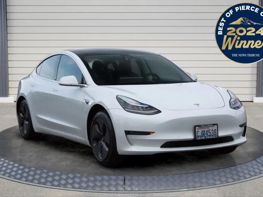 2020 Tesla Model 3 photo 1