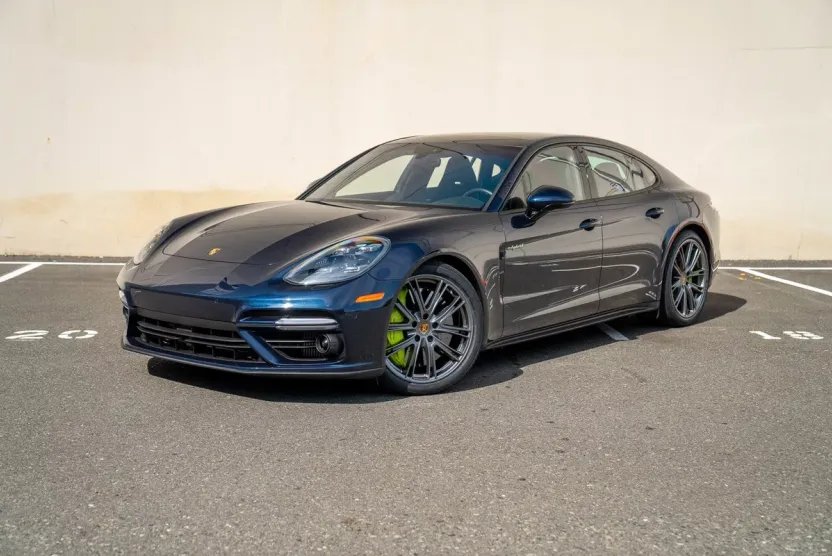 2019 Porsche Panamera E-Hybrid Turbo S photo 1