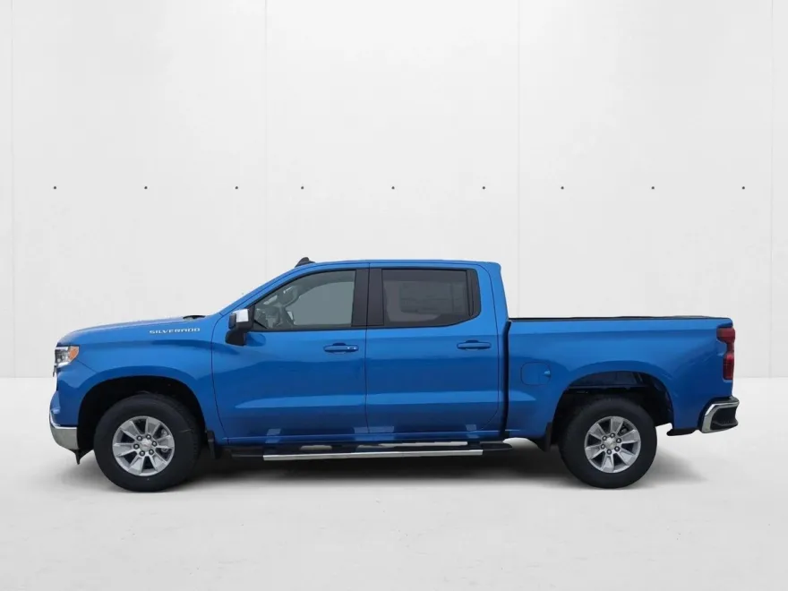 2025 Chevrolet Silverado 1500 LT photo 1