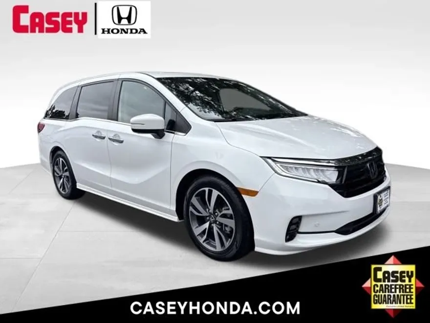 2023 Honda Odyssey Touring photo 1
