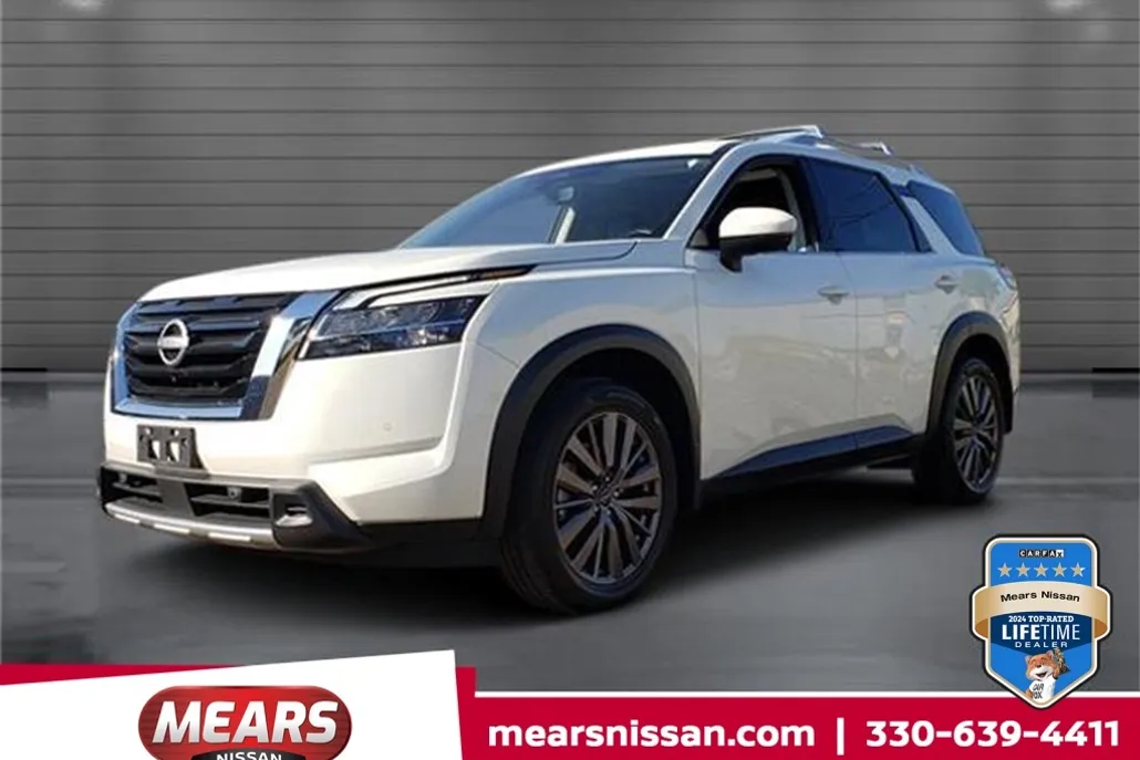 2023 Nissan Pathfinder SL photo 1