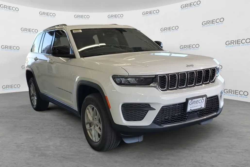 2025 Jeep Grand Cherokee Laredo X photo 1