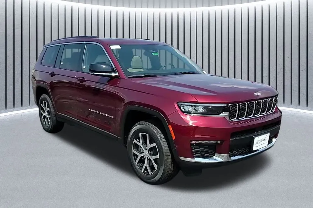 2025 Jeep Grand Cherokee Limited photo 1