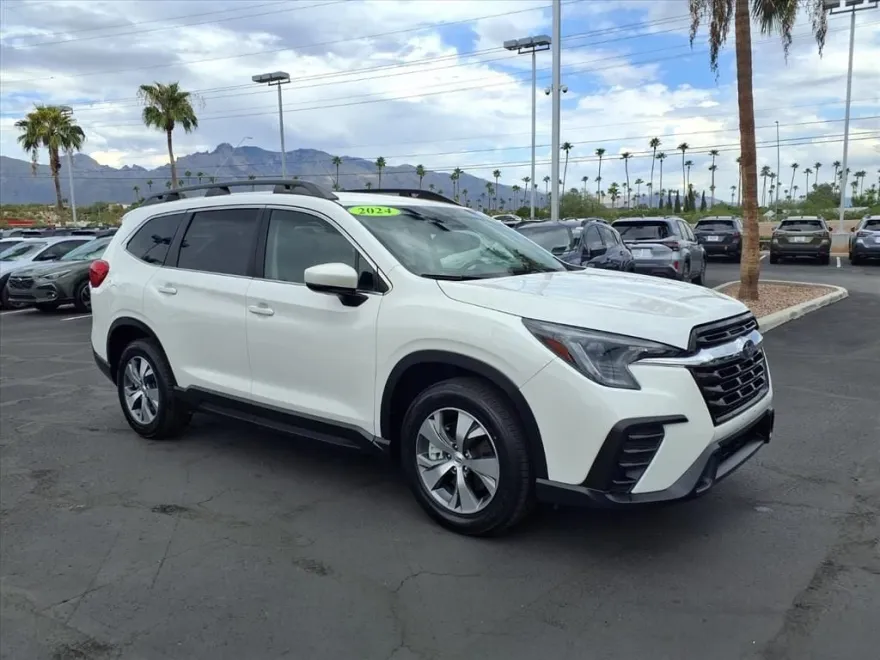 2024 Subaru Ascent Premium photo 1