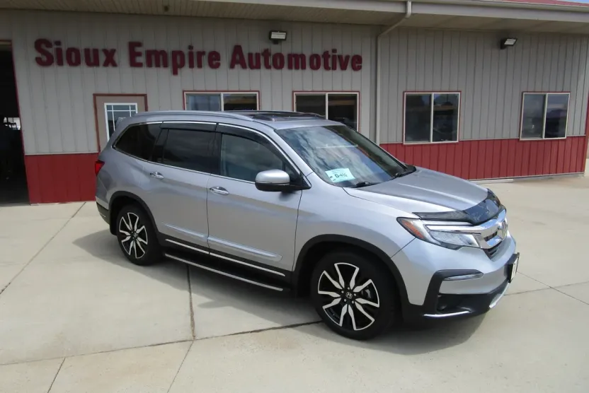 2019 Honda Pilot Elite photo 1