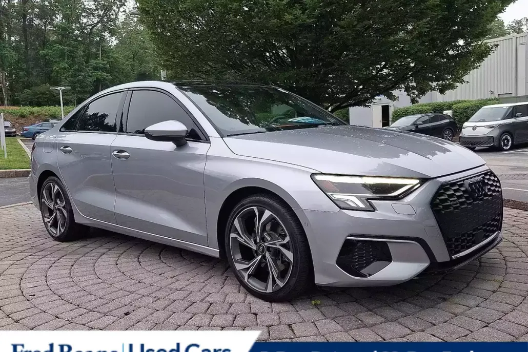 2023 Audi A3 40 Premium Plus photo 1
