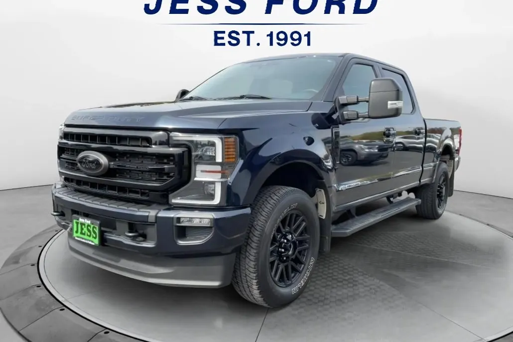 2022 Ford F-350 Lariat photo 1