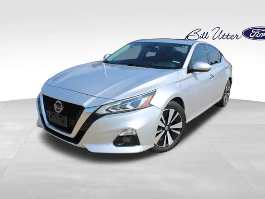 2019 Nissan Altima 2.5 SV photo 1