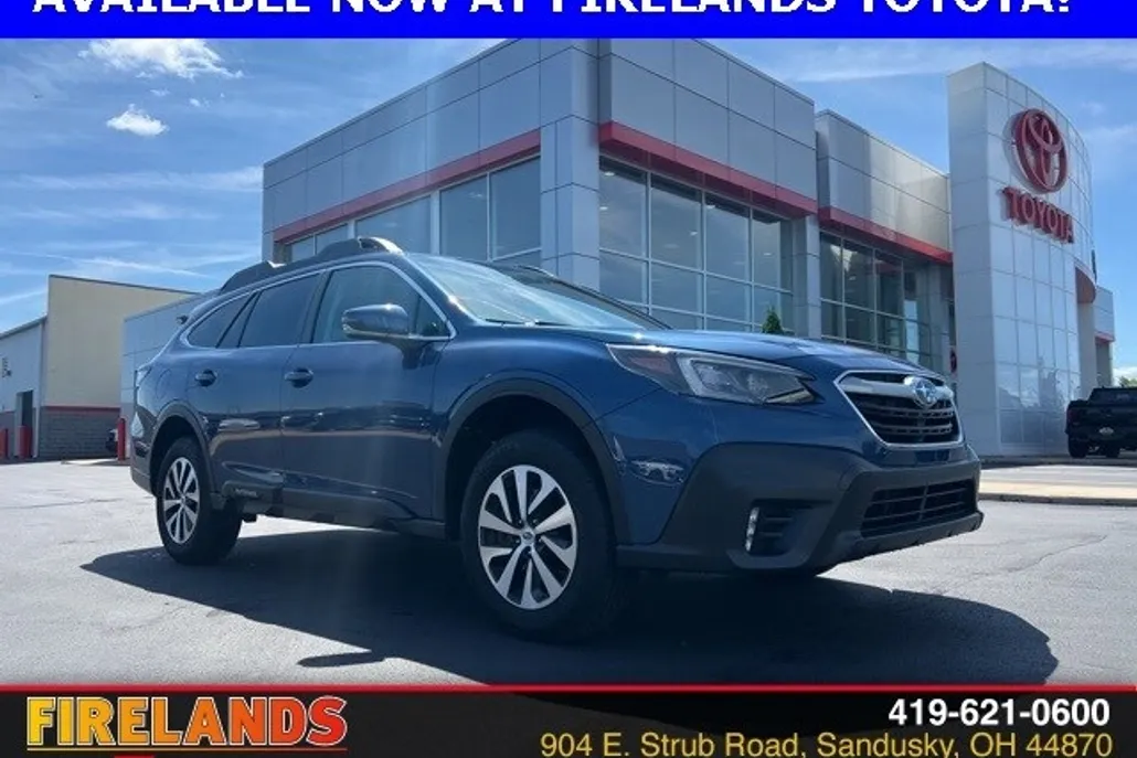 2022 Subaru Outback Premium photo 1