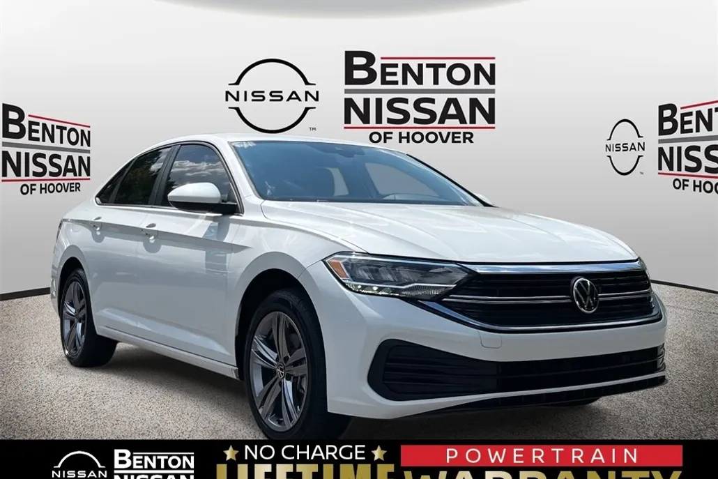 2022 Volkswagen Jetta SE photo 1