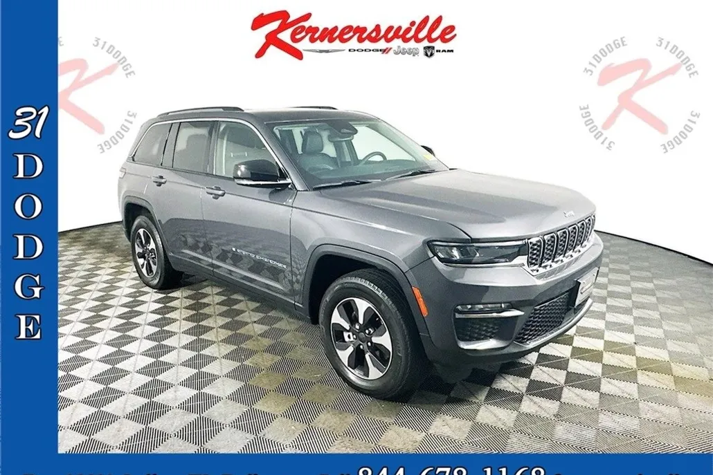 2023 Jeep Grand Cherokee 4xe photo 1