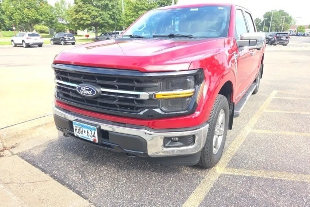 2024 Ford F-150 XLT photo 1