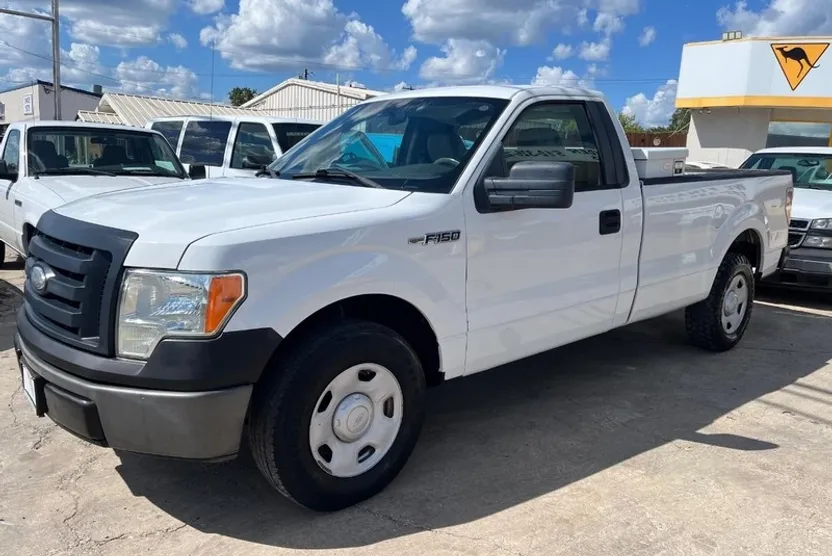 2009 Ford F-150 XL photo 1