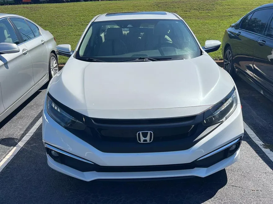 2020 Honda Civic Touring photo 1