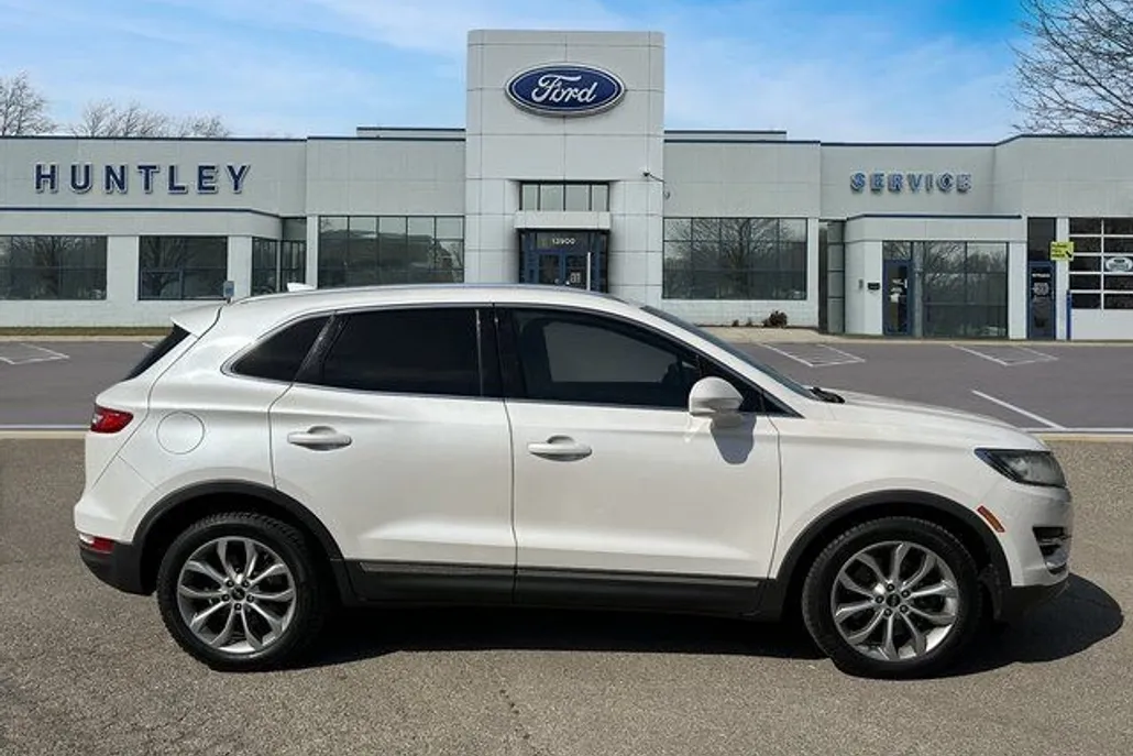 2015 Lincoln MKC Base photo 1