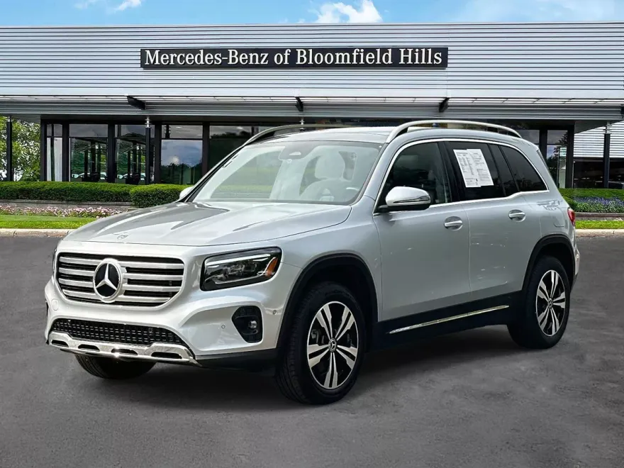 2025 Mercedes Benz GLB 250 4MATIC photo 1