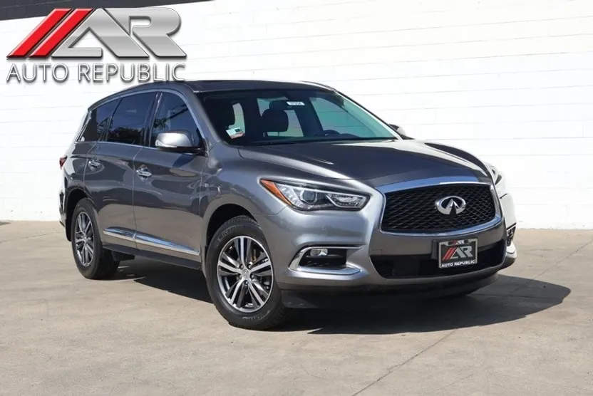 2017 Infiniti QX60 photo 1