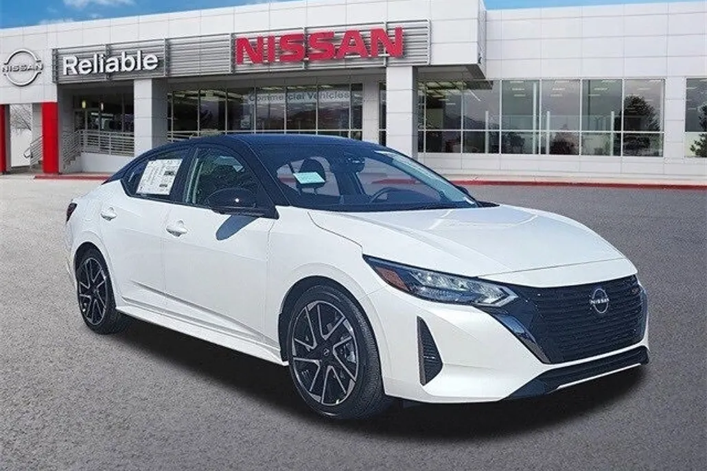2025 Nissan Sentra SR photo 1