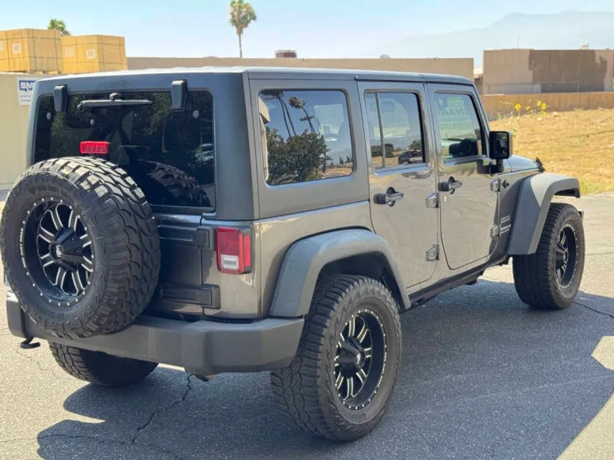 2016 Jeep Wrangler Unlimited Sport photo 1