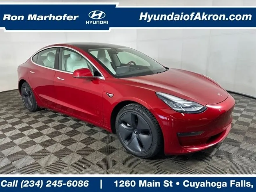 2020 Tesla Model 3 Long Range photo 1