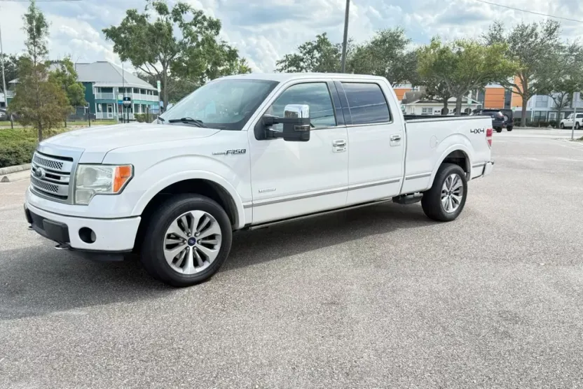 2013 Ford F-150 photo 1