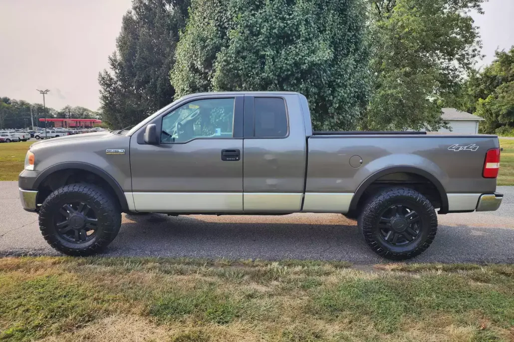 2006 Ford F-150 XLT photo 1