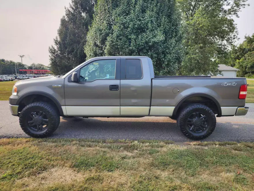 2006 Ford F-150 XLT photo 1