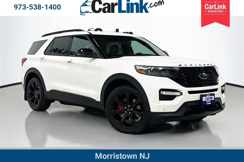 2022 Ford Explorer ST photo 1