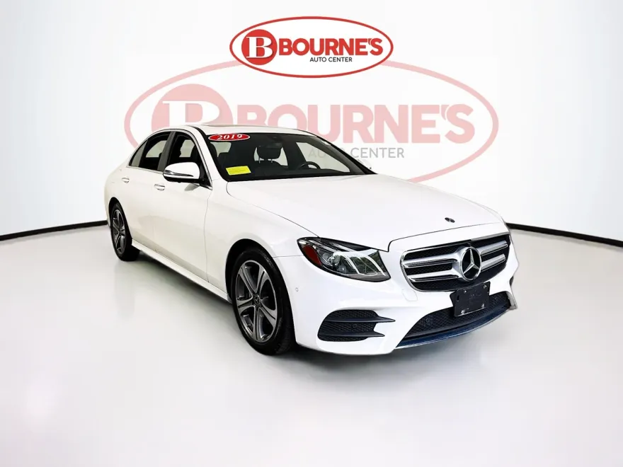 2019 Mercedes Benz E 300 4MATIC photo 1