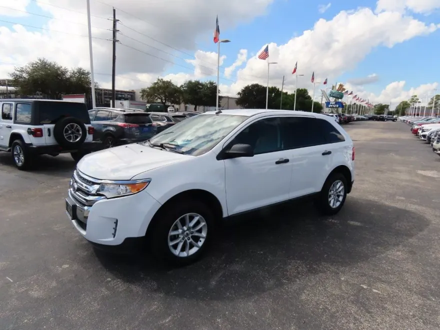 2014 Ford Edge SE photo 1