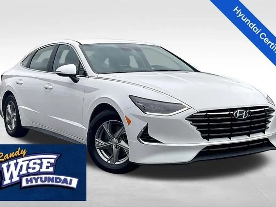 2023 Hyundai Sonata SE photo 1