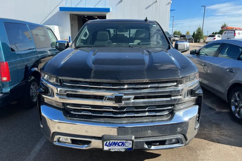 2019 Chevrolet Silverado LTZ photo 1