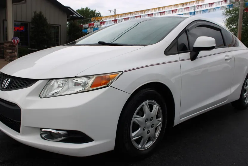 2012 Honda Civic LX photo 1