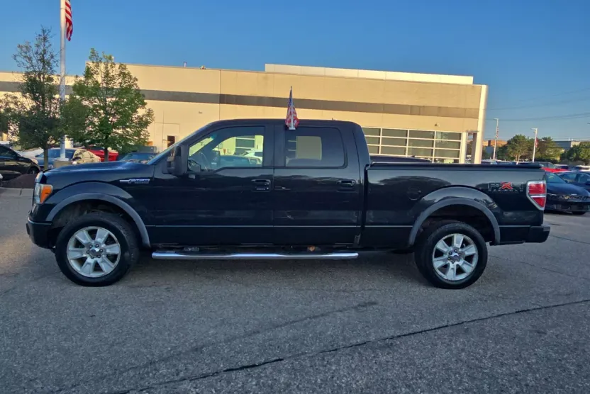 2010 Ford F-150 FX4 photo 1