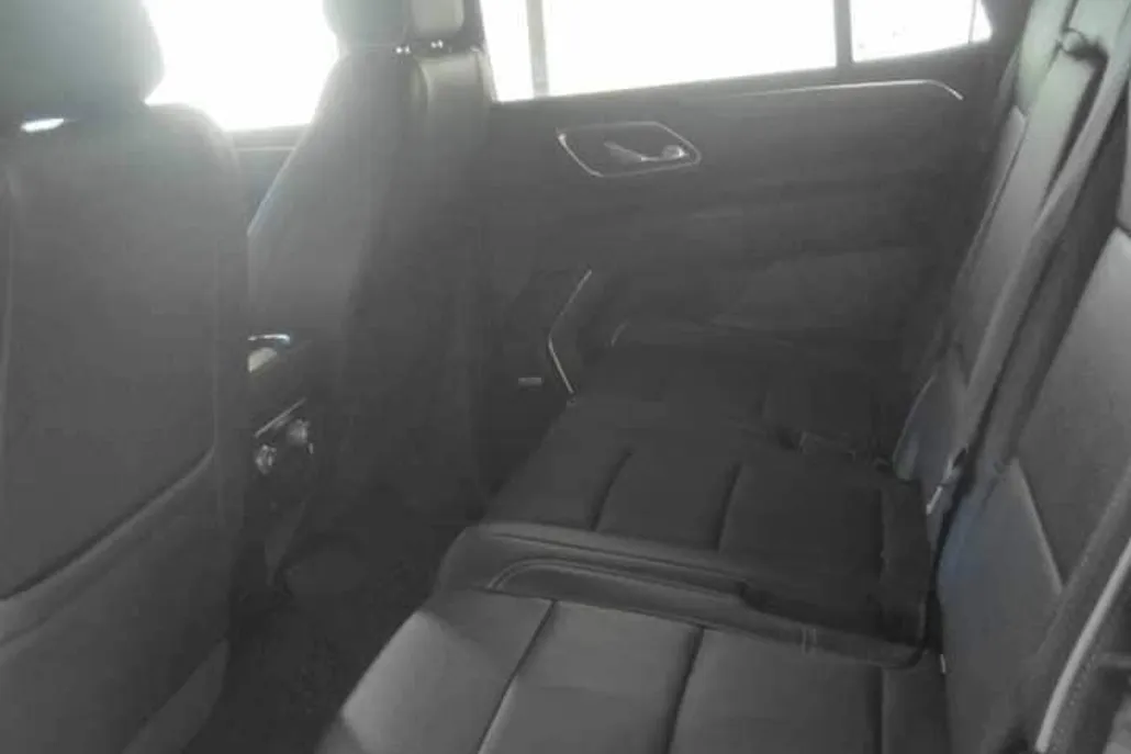 2024 Gmc Yukon SLT photo 1