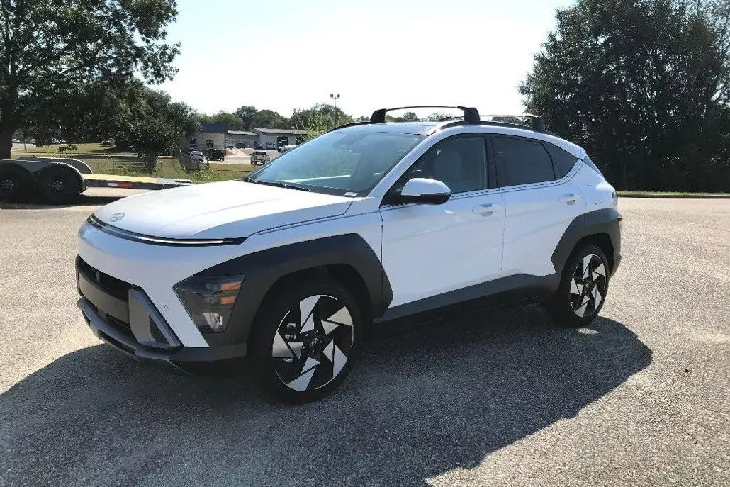2026 Hyundai Kona Limited photo 1