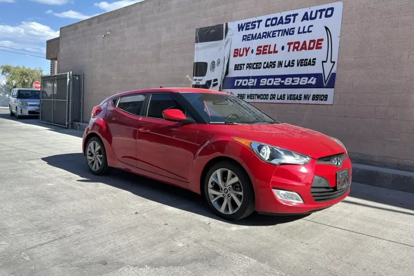 2017 Hyundai Veloster Value Edition R-Spec Turbo photo 1