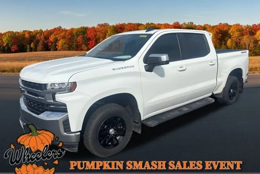 2021 Chevrolet Silverado 1500 LT photo 1