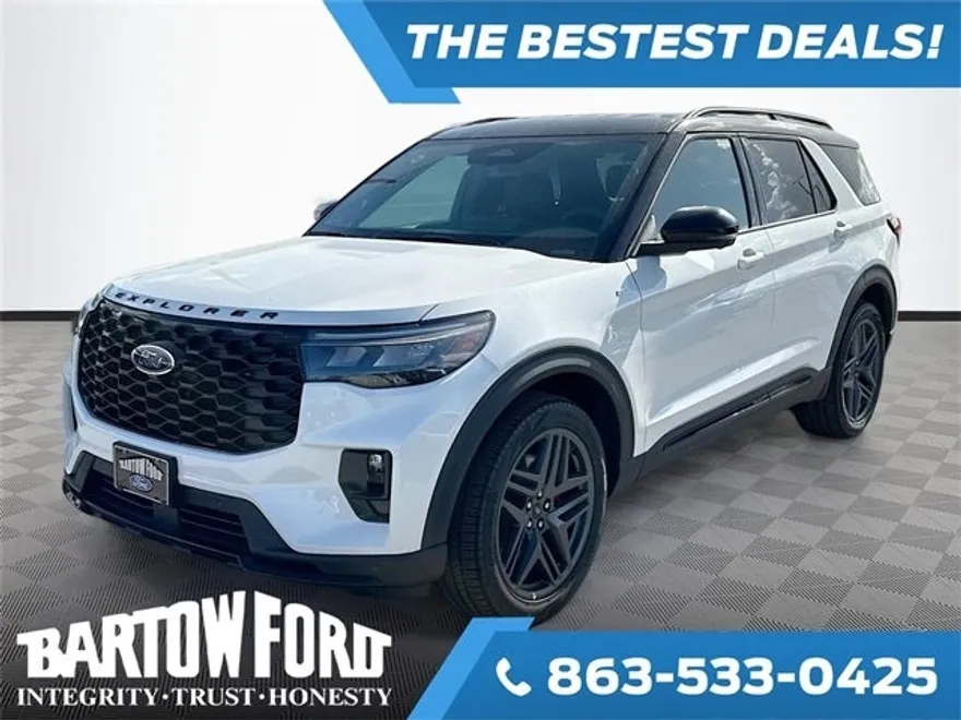 2025 Ford Explorer ST-Line photo 1