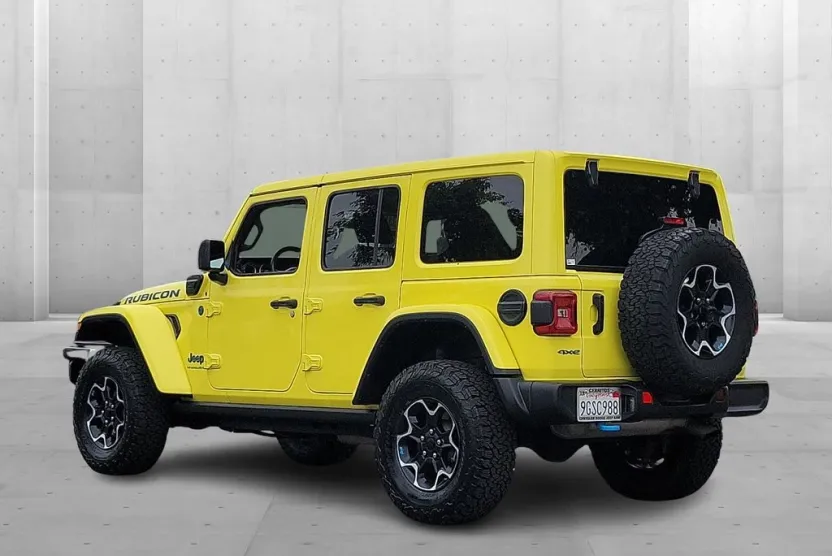 2023 Jeep Wrangler Rubicon 4xe photo 1