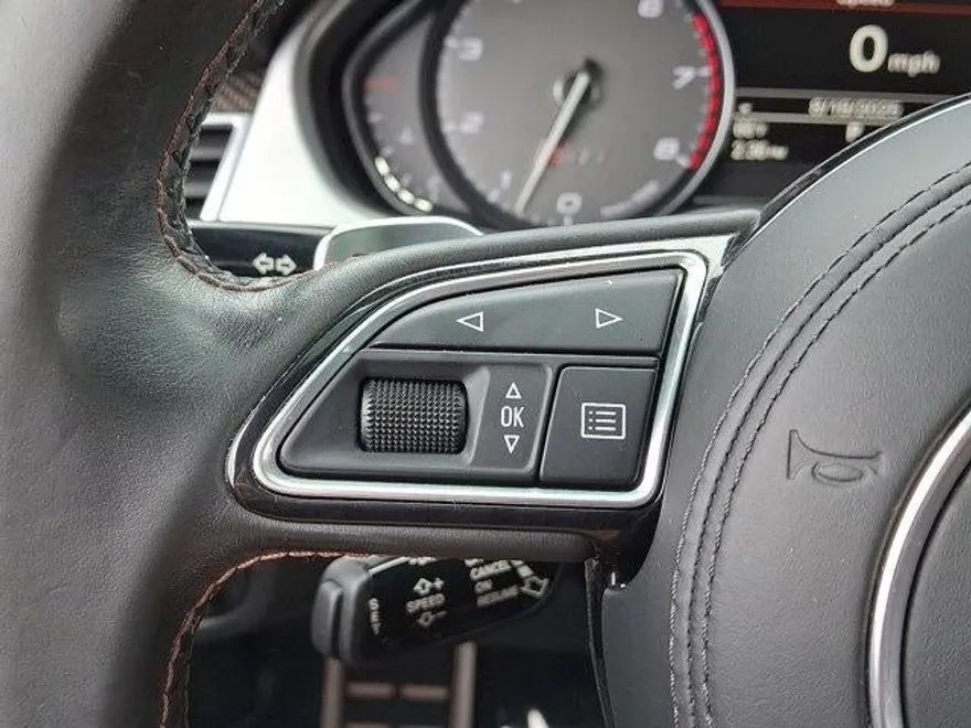 2016 Audi S8 4.0T photo 19