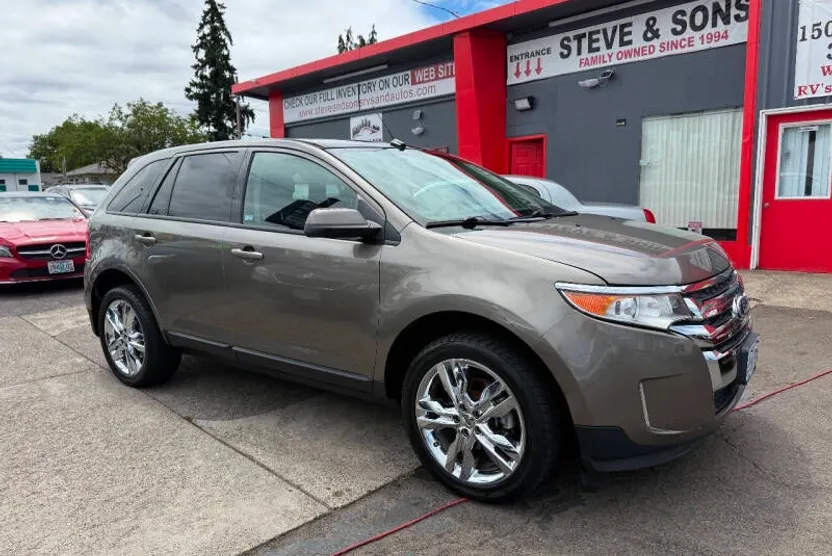 2014 Ford Edge SEL photo 1
