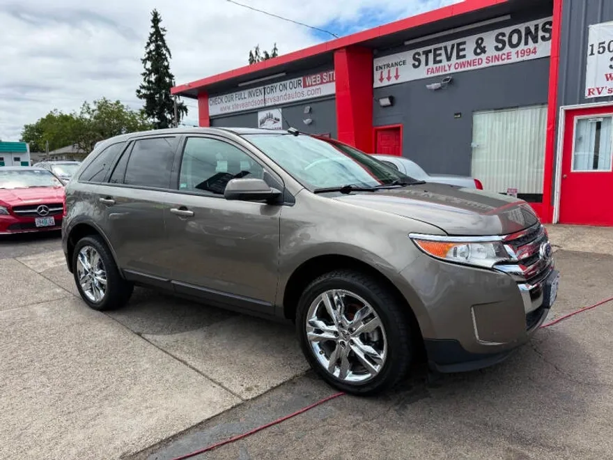 2014 Ford Edge SEL photo 1
