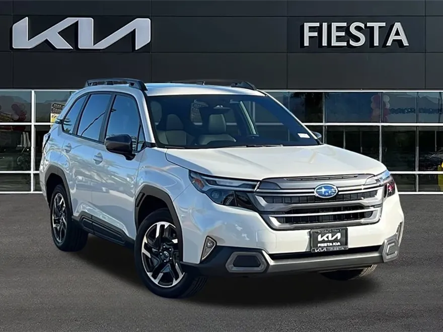 2025 Subaru Forester Limited photo 1