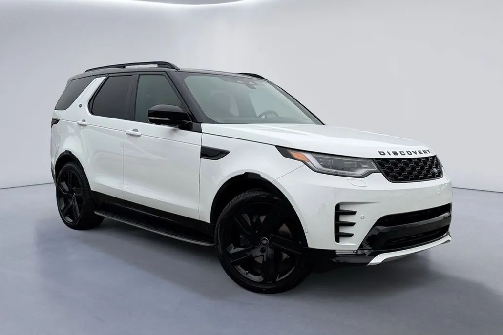 2025 Land Rover Discovery SE photo 1
