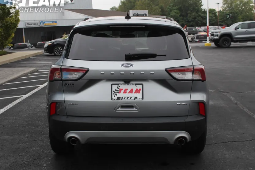 2022 Ford Escape SEL photo 1
