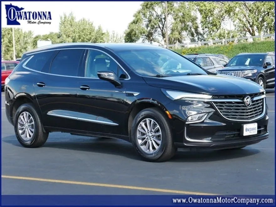 2024 Buick Enclave Premium photo 1