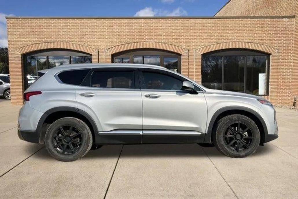 2019 Hyundai Santa Fe SEL Plus photo 1