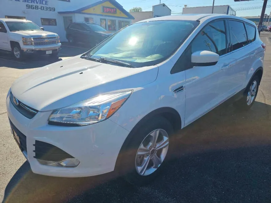 2015 Ford Escape SE photo 1