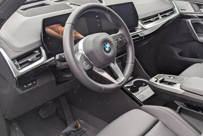 2025 Bmw X1 XDrive28i photo 1